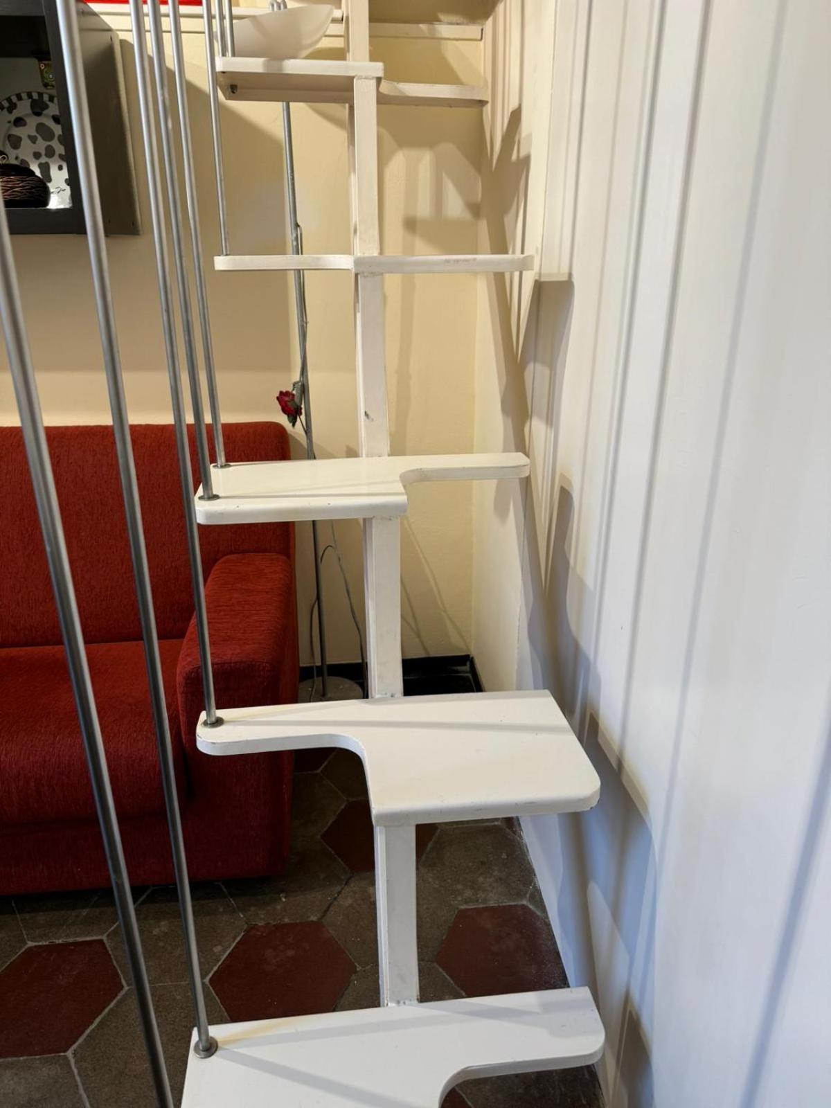 Lägenhet Casa Lella Al Borgo Pio, A Pochi Passi Da San Pietro *