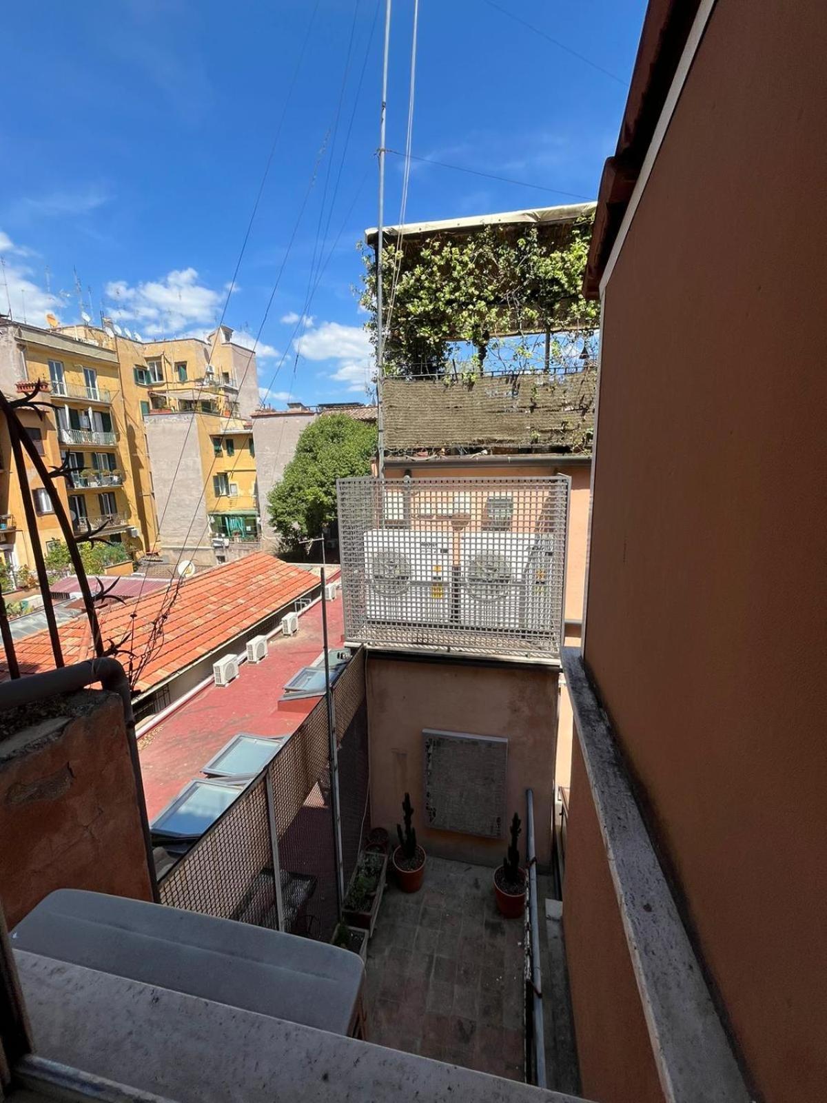 Casa Lella Al Borgo Pio, A Pochi Passi Da San Pietro Apartment *