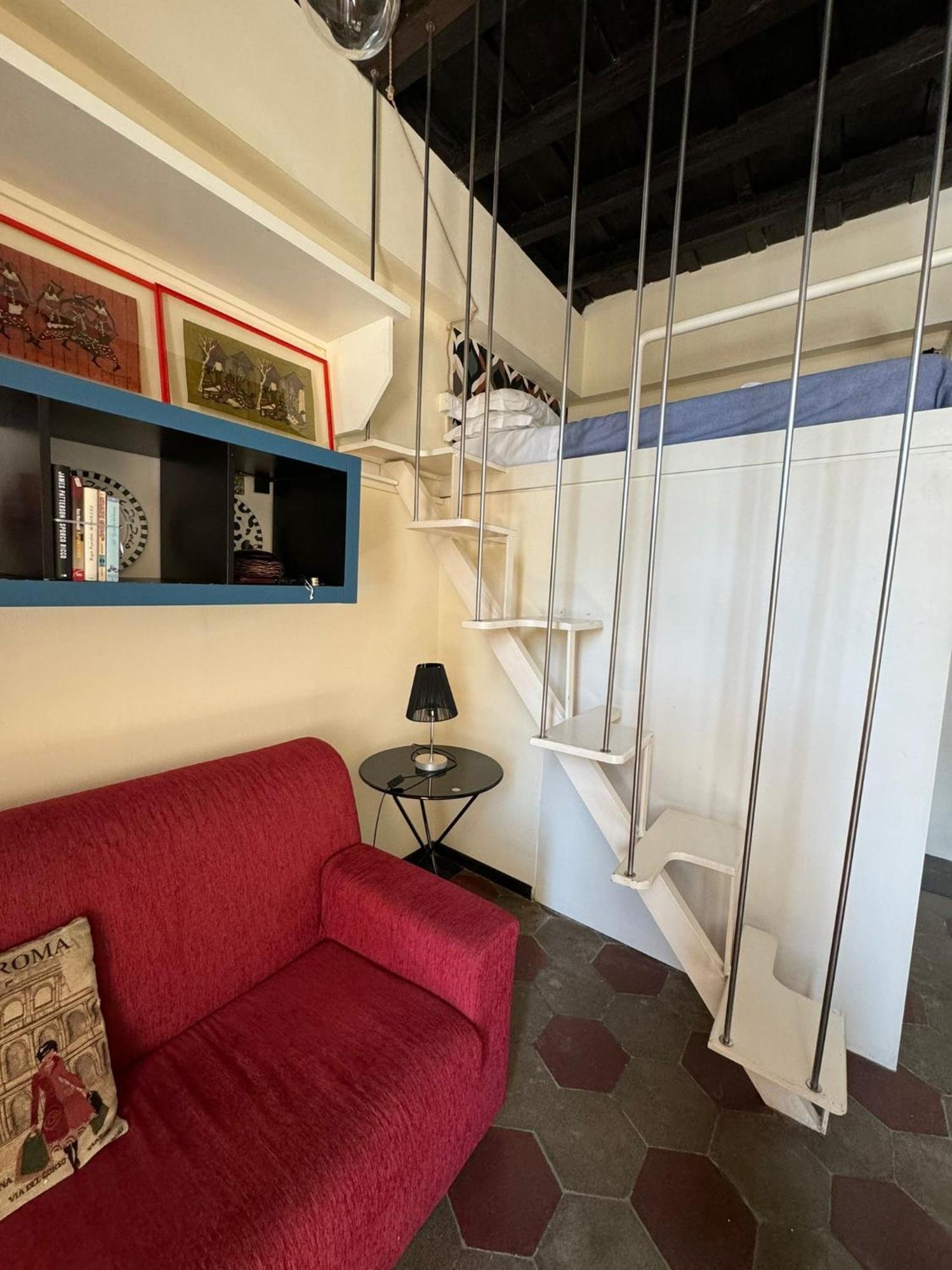 Lägenhet Casa Lella Al Borgo Pio, A Pochi Passi Da San Pietro *